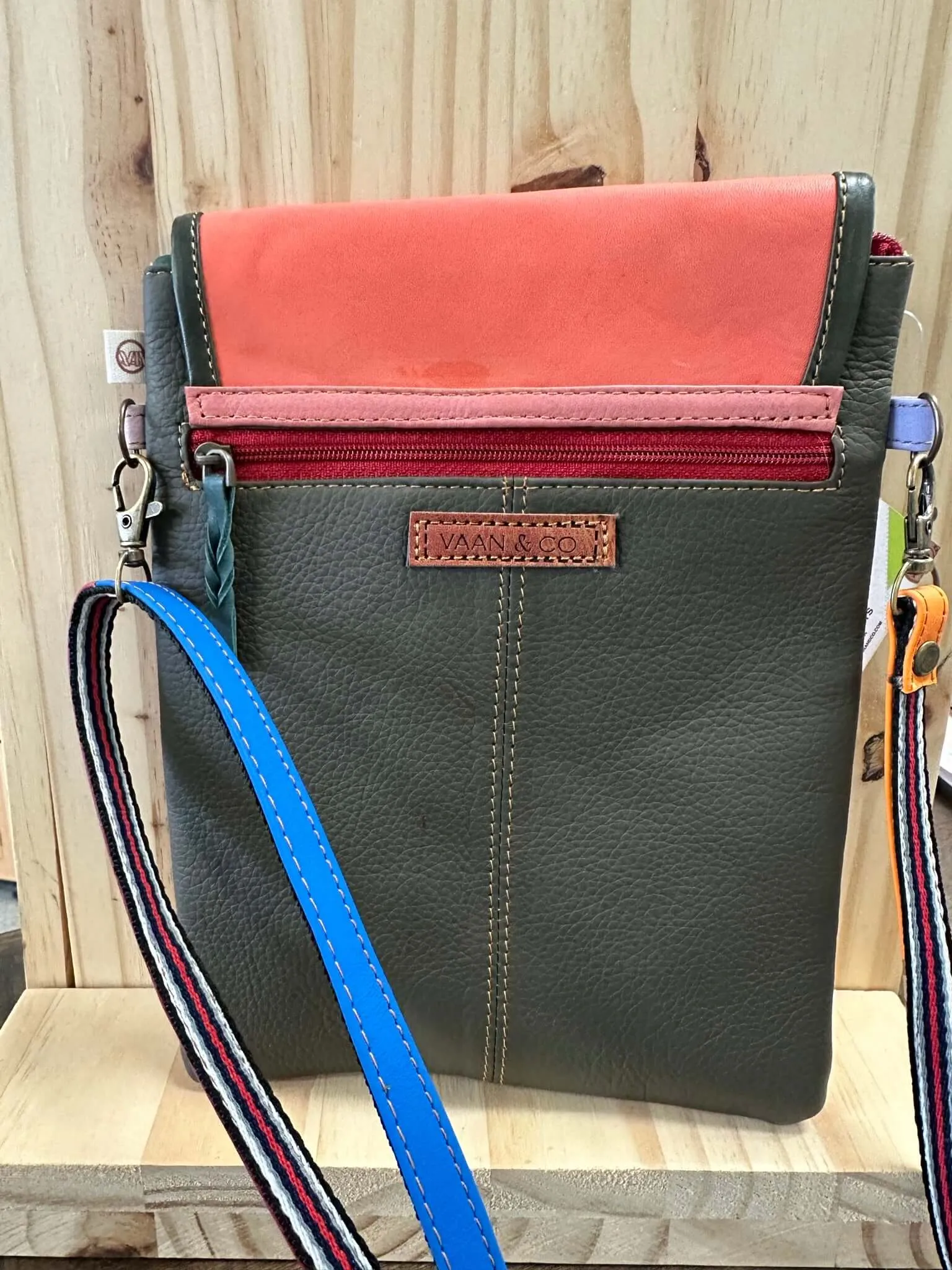 Brisk Noho Crossbody