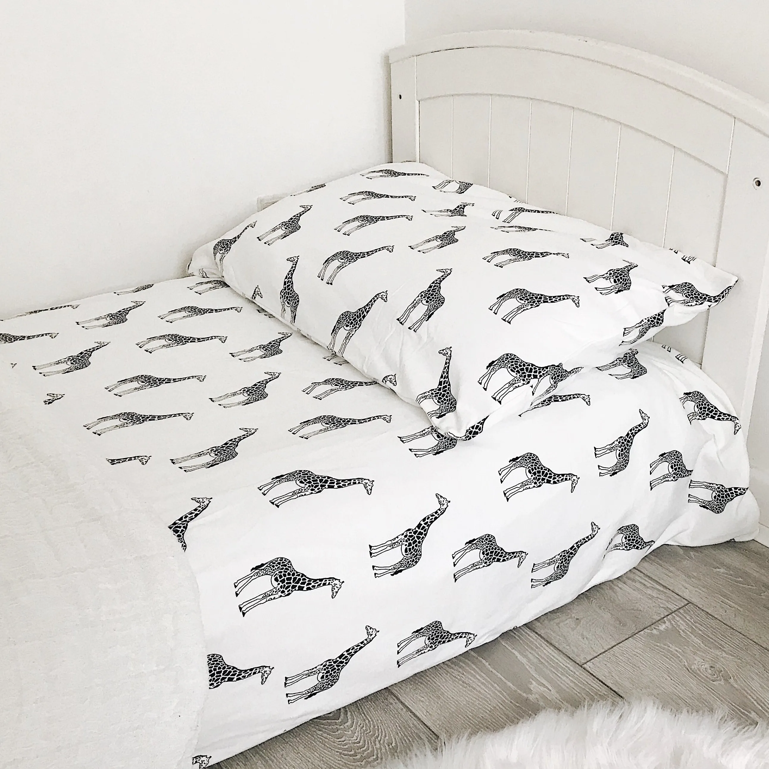 Penguin Single size Duvet set